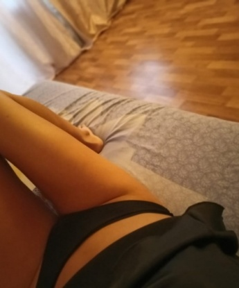 ❤️ Я - креативная, нежная и опытная индивидуалка, готовая исполнить твои самые сокровенные желания.🌟 Я идеальный выбор для вечера, наполненного страстью и эротическими приключениями. 💋 Мои услуги включают массаж, стриптиз, ролевые игры и многое другое. Я постараюсь сделать твои фантазии реальностью. 😍 У меня есть много положительных отзывов от моих довольных клиентов. Хочешь увидеть мои фото? Обязательно свяжись со мной, и я поделюсь с тобой своим альбомом. 📸 Жду встречи с тобой в Москве, чтобы погрузиться в мир наслаждения и страсти. 🌃 Обещаю, ты не пожалеешь! 💫 Евдокия